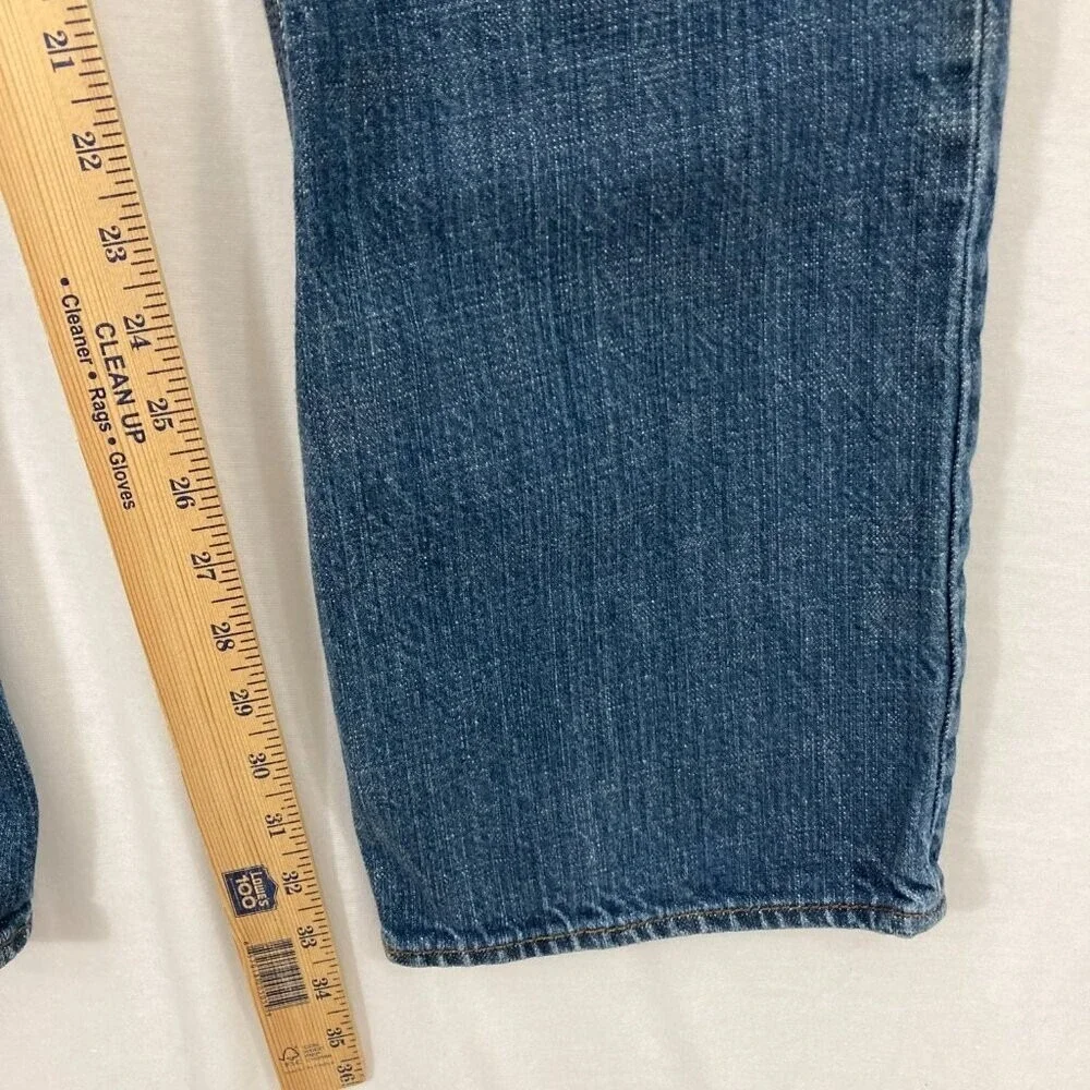 Vintage Levi's‎ Men's Blue Medium Wash Slim Straight Jeans size 36 x 34